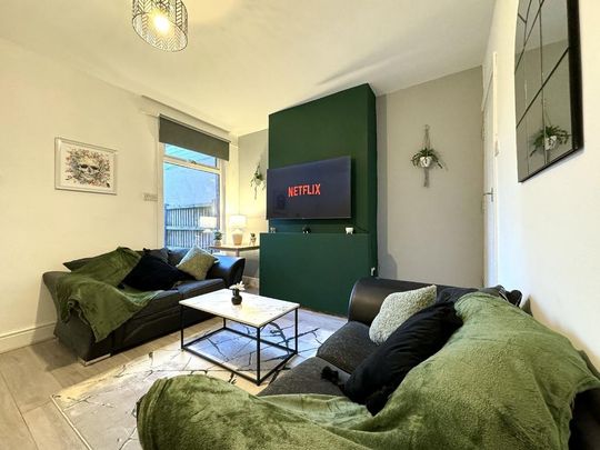 4 bedroom house to rent - Photo 1