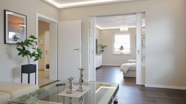 Stilvoll möblierte Wohnung mit großem Balkon in ruhiger Wohnlage - Photo 1