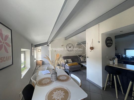 PERNES APPARTEMENT T2 NON MEUBLE PERNES LES FONTAINE AVEC PARKING, - Photo 1