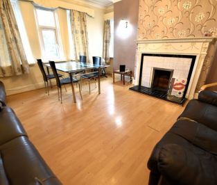 9 bedroom Flat in Otley Road Bed), Leeds - Photo 6