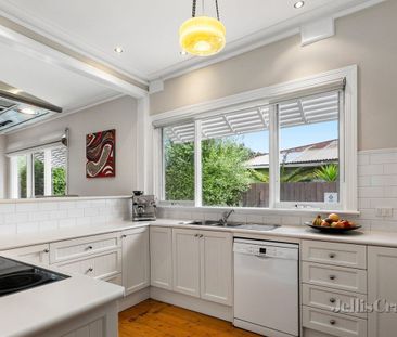221 Douglas Parade, Newport - Photo 3