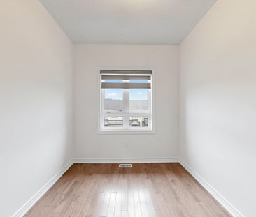 For Lease - 2955 Starlight Drive, Pickering, Ontario - Photo 4
