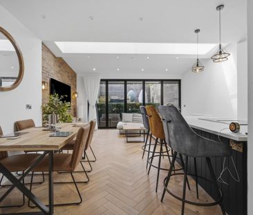 3 bedroom terraced house to rent - Photo 3