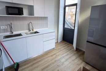 Quartos em Matosinhos Metro a porta e praia 5 minutos a pe