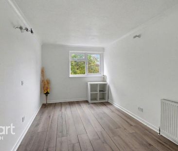 2 bedroom end of terrace house to rent - Photo 3