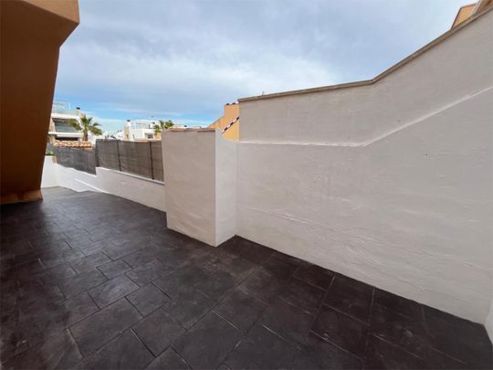 Piso de alquiler en Calle Escorpiones, 9a, Los Balcones - Los Altos - Photo 1