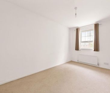 5 bedroom terraced house to rent - Photo 2