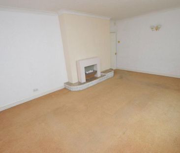 4 bedroom detached house to rent - Photo 2