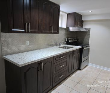 For Lease - 122 Kitchener Road, Toronto, Ontario - Photo 2