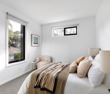 1/88 Karingal Drive, Eltham North - Photo 2