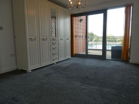 2 bedroom apartment to rent - Photo 4