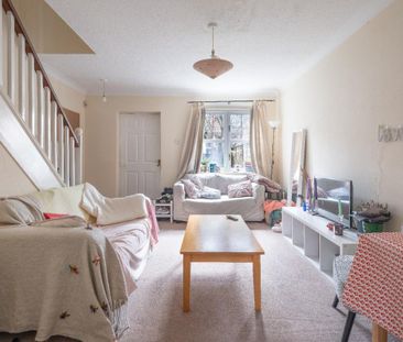 2 bedroom terraced house to rent - Photo 4