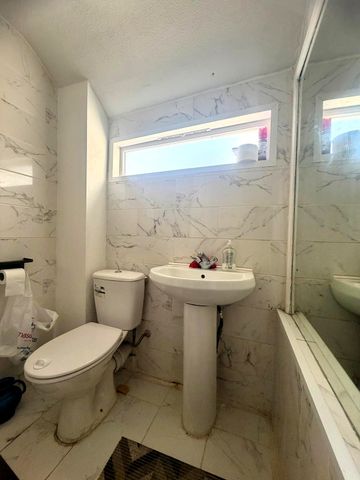 £1,500 PCM All bills Included First Floor Flat in Comet Steet, Adamsdown, Cardiff, CF24 0JB - Photo 4