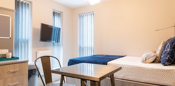 Studio to rent - Photo 2