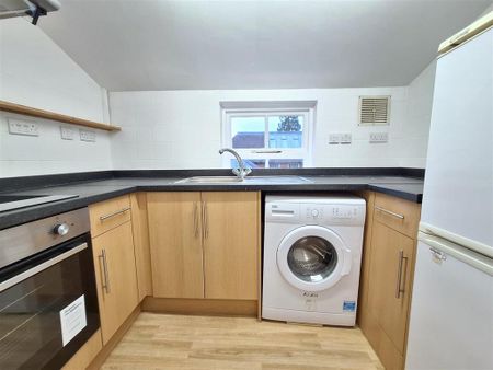 1 bedroom flat to rent - Photo 4