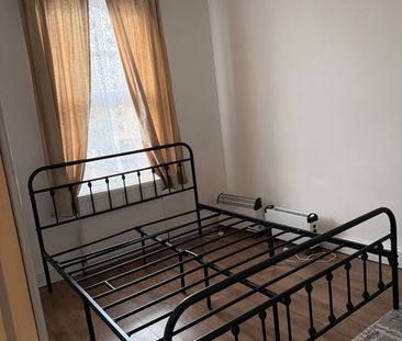 2 Bed Maisonette, Knotts Green Road, E10 - Photo 4