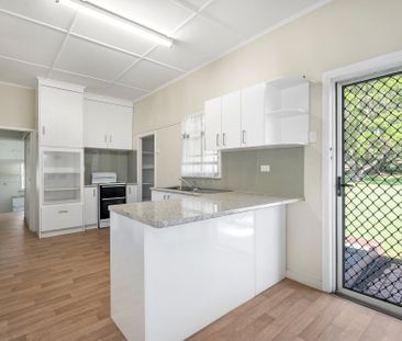 836 Rosewood Marburg Road, Marburg QLD 4346 - House For Rent - $525... - Photo 3