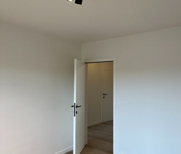 Volledig gerenoveerd appartement met 2 slpks en prachtig terras (V2... - Foto 2