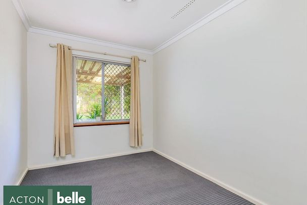 19 Moss Street, - Photo 1