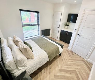 Lower Adelaide Street - Photo 1