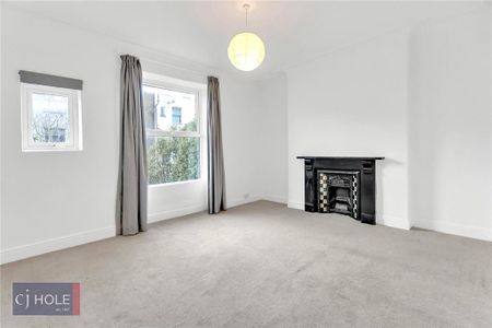 3 bedroom apartment to rent - Photo 2