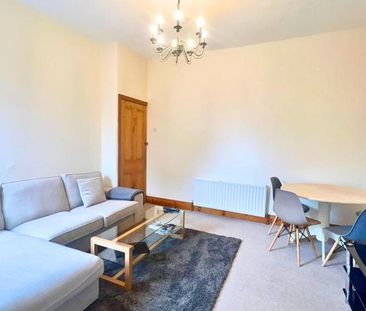 3 bedroom flat to rent - Photo 1