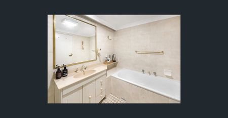 Ideal Location Furnished - Photo 5