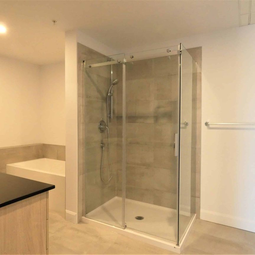 207 - Photo 1