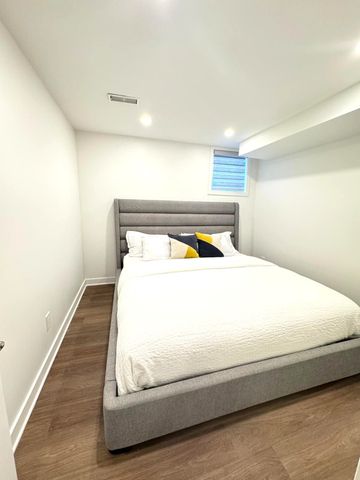 For Lease - 1117 Apolune Street Unit# B, Barrhaven, Ontario - Photo 4