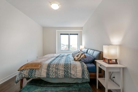 For Lease - 933 Apple Hill Lane, Kitchener, Ontario - Photo 4