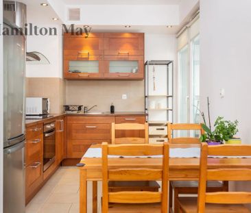 Jasne dwupokojowe mieszkanie z dużym balkonem z pięknym widokiem na... - Zdjęcie 5