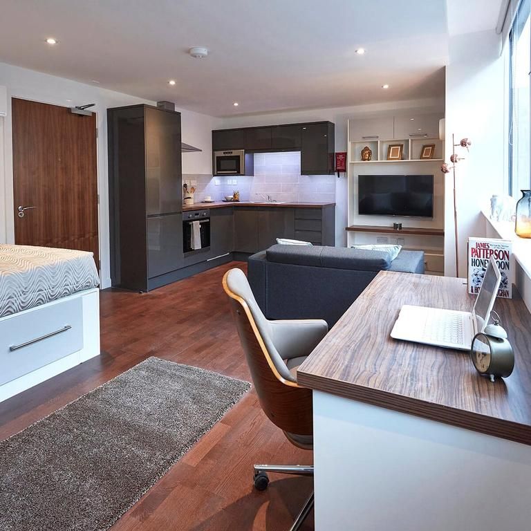 Studio to rent - Photo 1