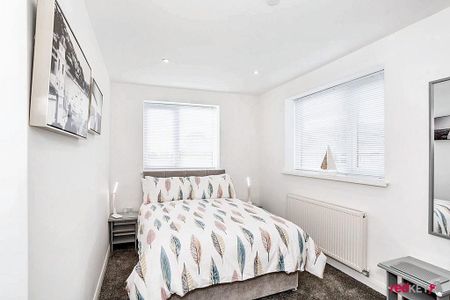 4 bedroom house to rent - Photo 2