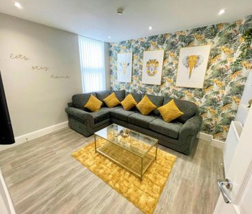 5 bedroom house to rent - Photo 1