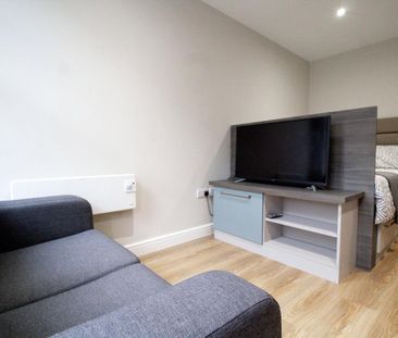 Studio to rent - Photo 2