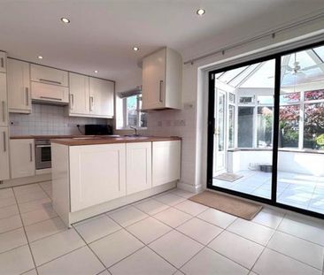 3 Bedroom Terraced To Let - Photo 6
