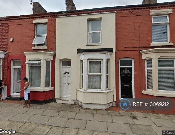 1 bedroom in a flat share to rent - Photo 1