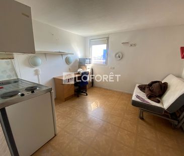 Apartment - Photo 2
