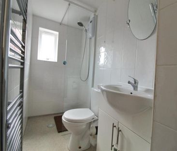 2 Bedroom Terraced To Let - Photo 5