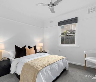 1/12 Surrey Street, Ringwood VIC 3134 - House For Rent | Domain - Photo 5