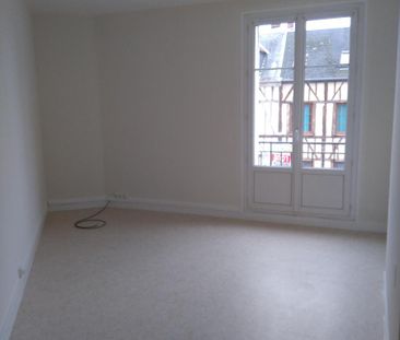 Location Appartement 3 pièces 63m² BEAUVAIS 60000 - Photo 5