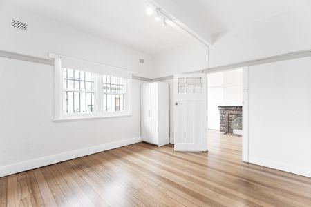 Thinking of selling? Contact our agent - Photo 4