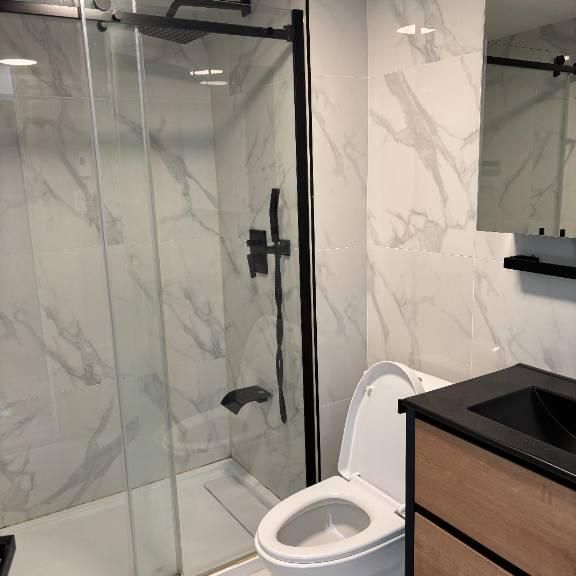 Studio rénové à louer – NDG / Métro Vendôme - Photo 1