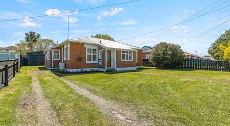 GONVILLE - 3 BEDROOMS - Photo 3