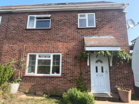 3 bed house to rent in Rosabelle Avenue - Photo 2