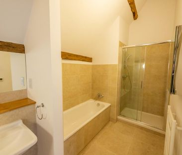3 bedroom barn conversion to rent - Photo 6