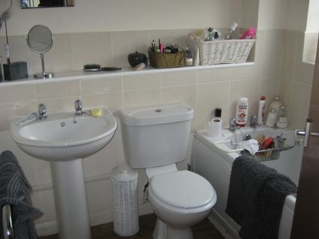 1 bedroom flat to rent - Photo 3