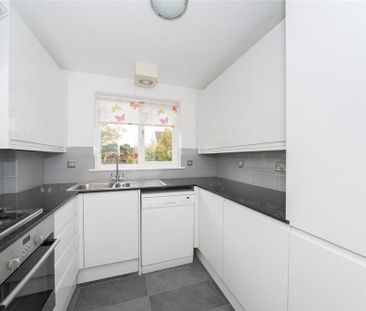 2 bedroom apartment to rent - Photo 6