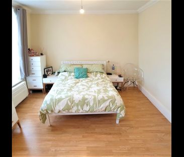 1 Bed Flat, Lavender Hill, SW11 - Photo 4