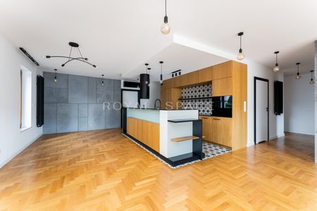 Przestronny 4-pokojowy apartament na Salwatorze - Zdjęcie 2